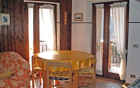 Tignale 150: Pièce, Meubles, Propriété, Sol, Maison, Table, Design Intérieur, Bâtiment, Dur, Salle À Manger