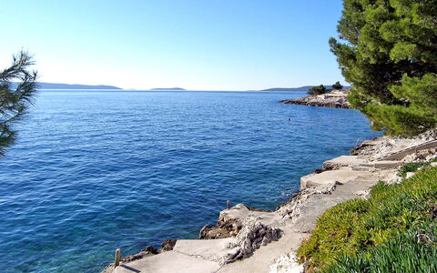 Trogir Okrug Gornji 304: Plan D'Eau, Côte, Mer, L'Eau, Rive, Ciel, Cotiers Et Relief Océaniques, Paysage Naturel, Baie, Ressources En Eau