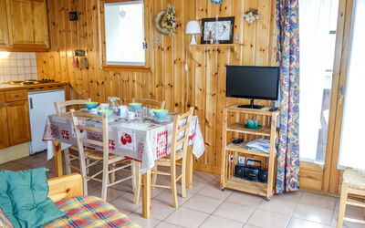 Logement:&nbsp;Jardins Alpins 5 475.5