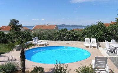 Zadar 121: Piscine, Propriété, Immobilier, Vacances, Zone Résidentielle, Recours, Loisir, Ville Resort, Arbre, Bâtiment