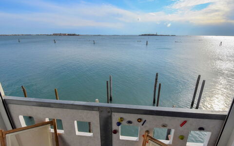 Venezia Giudecca 830: L'Eau, Ciel, Nuage, Propriété, Bleu Azur, Lac, Horizon, Voie Navigable