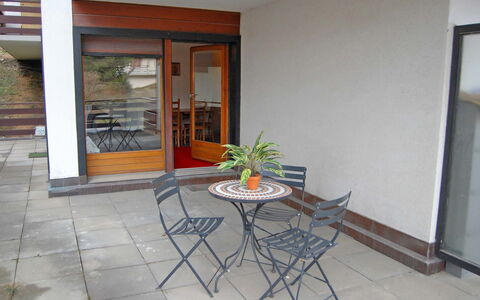 Zanfleuron A1: Propriété, Pièce, Bâtiment, Sol, Maison, Meubles, Immobilier, Design Intérieur, Table, Domicile