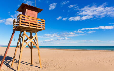 Canet-Plage 310: Piscine, Ferme, Biens, Villa, Recours, Hacienda, Eco Hôtel, Arrière-Cour
