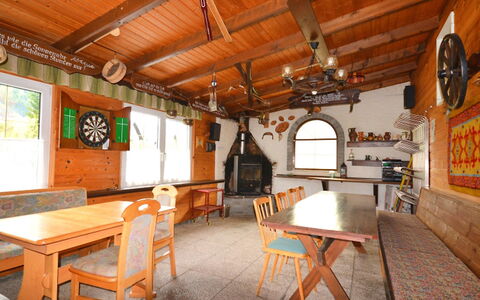 Ferienhaus Kofler: Pièce, Propriété, Bâtiment, Design Intérieur, Meubles, Maison, Immobilier, Table, Cabane En Rondins, Faisceau