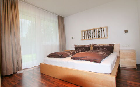 Matt: Chambre, Lit, Meubles, Pièce, Propriété, Parquet, Sol, Dur, Cadre De Lit, Design Intérieur