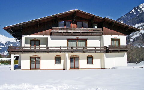 Bad Gastein 190: Ciel, Bâtiment, Neige, Propriété, Fenêtre, Montagne, Maison, Arbre, Pente, Plante
