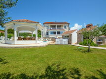 Logement:&nbsp;Aquanur 100.7