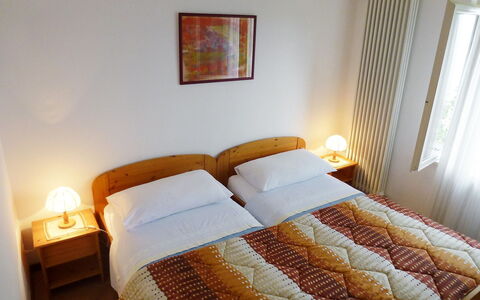 Al Ronchetto: Chambre, Lit, Pièce, Meubles, Drap De Lit, Propriété, Cadre De Lit, Literie, Design Intérieur, Housse De Couette