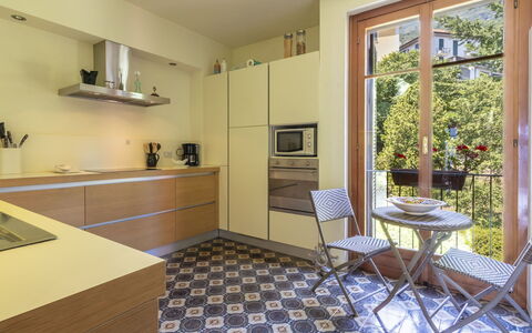 Residenza del Pascià: Sol, Design Intérieur, Sol, Cuisine, Comptoir, Meubles, Appareil De Cuisine, Bois, Cabinetry, Principaux Appliance