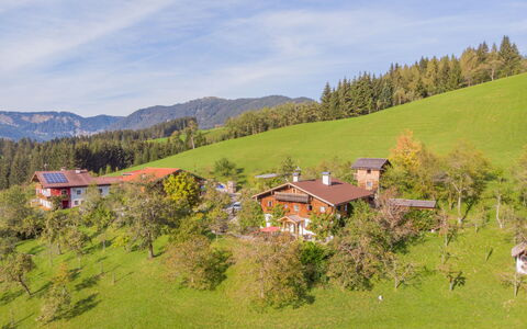 Oberhaslach: Nuage, Plante, Ciel, Montagne, Écorégion, Paysage Naturel, Arbre, Montagnes, Lot Terre, Maison