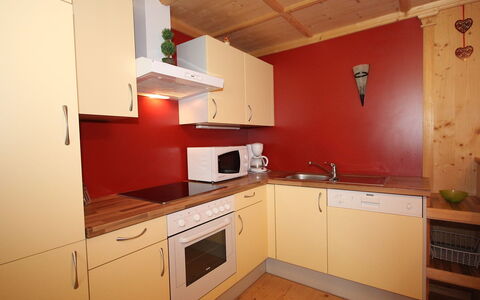 Christoph: Pièce, Propriété, Cuisine, Cabinetry, Meubles, Cuisinière, Bâtiment, Design Intérieur, Comptoir, Maison