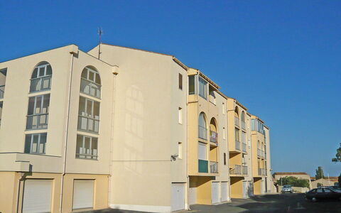 Les Hauts de St Pierre: Propriété, Architecture, Bâtiment, Zone Résidentielle, Ciel, Maison, Ville, Quartier, Domicile, Immobilier