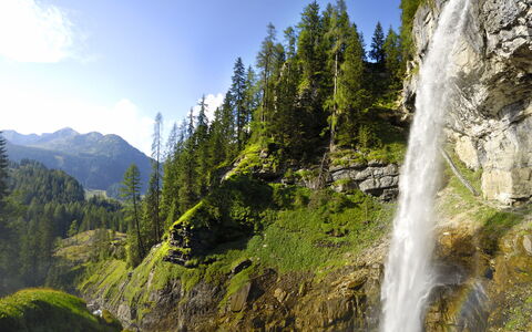 Steindlwald: Ciel, Plante, Montagne, L'Eau, Nuage, Paysage Naturel, Feuille, Environnement Naturel, Arbre, Mélèze