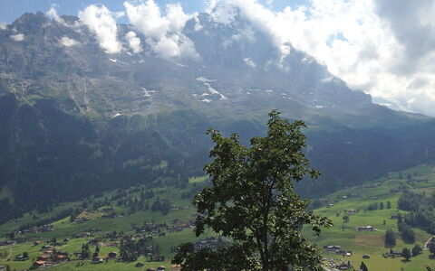 Chalet Shangri la: Montagnes Relief, Montagne, Montagnes, Station De Montagne, Chaîne De Montagnes, Ciel, Végétation, Colline, Vallée, Région Sauvage