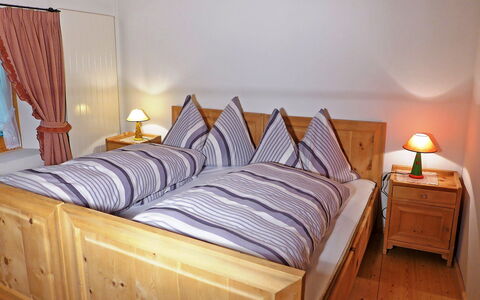 Ferienhaus Döss: Chambre, Lit, Meubles, Pièce, Drap De Lit, Cadre De Lit, Literie, La Table De Nuit, Propriété, Matelas