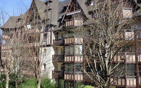 Deauville-Trouville 140: Établissements Humains, Appartement, Condominium, Hôtel, Piscine, Recours, Ville Resort
