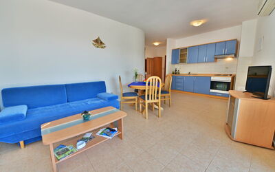Logement:&nbsp;Sani 100.1