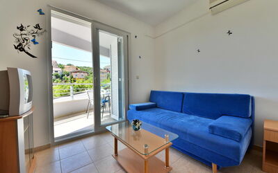 Logement:&nbsp;Sani 100.3