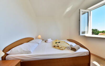 Logement:&nbsp;Sani 100.4