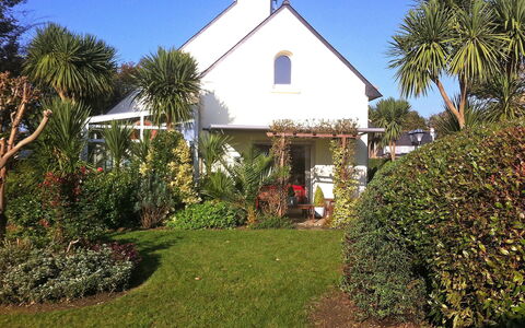 Ty Patrick: Propriété, Maison, Domicile, Immobilier, Chalet, Cour, Jardin, Bâtiment, Botanique, Arbuste
