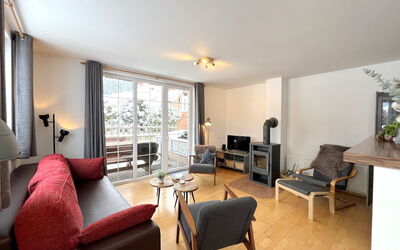 Top 4 120.14: Meubles, Bois, Sol, Design Intérieur, Canapé, Sol, Table, Chaise, Appartement, Salon