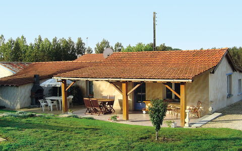 La Grangette: Propriété, Maison, Domicile, Toit, Bâtiment, Chalet, Immobilier, Ferme, Zone Rurale, Herbe