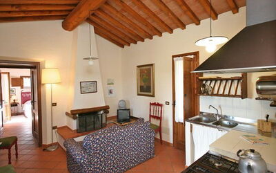 La Selva 6: Pièce, Propriété, Bâtiment, Meubles, Design Intérieur, Maison, Plafond, Immobilier, Salon, Dur