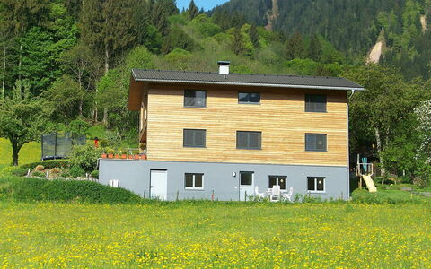 Corinna: Maison, Propriété, Paysage Naturel, Ferme, Prairie, Jaune, Lot Terre, Domicile, Zone Rurale, Prairie