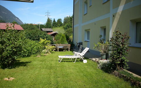 Kaufmann: Propriété, Cour, Pelouse, Maison, Herbe, Domicile, Jardin, Arrière-Cour, Immobilier, Chalet
