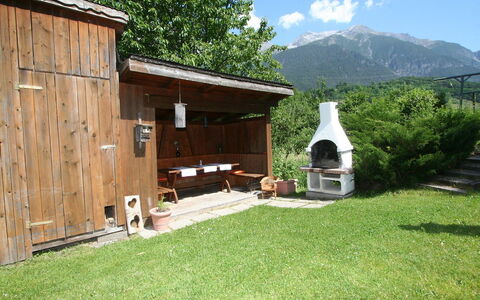 Kaufmann: Propriété, Maison, Cour, Herbe, Immobilier, Bâtiment, Arrière-Cour, Chalet, Domicile, Cabane En Rondins