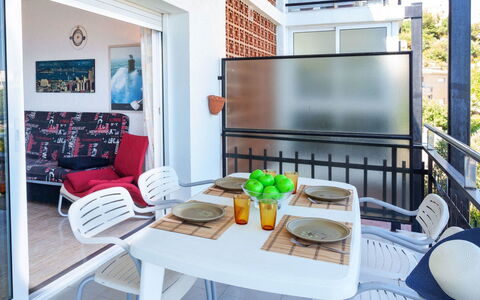 Llançà 541: Pièce, Salon, Meubles, Propriété, Design Intérieur, Vert, Maison, Bâtiment, Domicile, Table