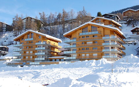 Nendaz 662: Ciel, Bâtiment, Neige, Montagne, Fenêtre, Monde, Pente, Maison, Nuage, Arbre
