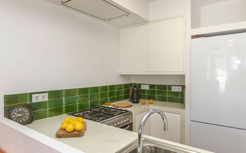 La Carbonera: Cuisine, Appareil De Cuisine, Comptoir, Design Intérieur, Principaux Appliance, Mur, Cuisinière, Sol, Plafond, Gaz Poele