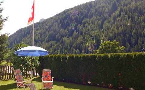 Verena: Plante, Ciel, Communauté Des Plantes, Montagne, Parapluie, Arbre, Paysage Naturel, Lot Terre, Végétation, Ombre