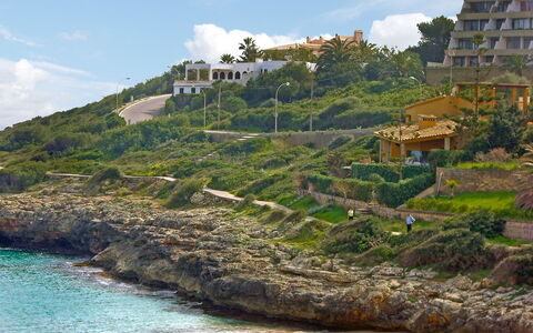 Cala Mendia Sea Views: Côte, Paysage Naturel, Mer, Falaise, L'Eau, Cotiers Et Relief Océaniques, Promontoire, Tourisme, Rive, Terrain