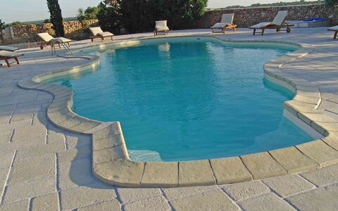 Tenuta Nucci: Piscine, Propriété, Bleu Azur, L'Eau, Dalle, Vacances, Loisir, Roche, Tourisme