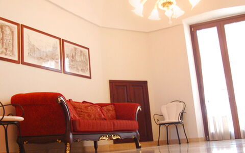 Tenuta Nucci: Pièce, Propriété, Meubles, Plafond, Sol, Rouge, Design Intérieur, Maison, Bâtiment, Mur