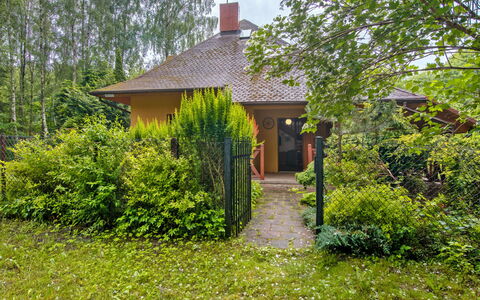 Borowikowa: Arbuste, Chalet, Toit, Maison, Jardin, Couverture De Sol, Ferme, Arrière-Cour, Batiments Jardin, Aménagement Paysager
