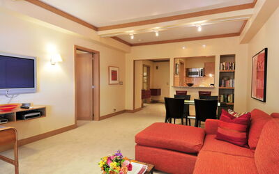 Logement:&nbsp;Manhattan Residence 100.28