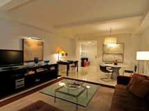 Logement:&nbsp;Manhattan Residence 100.8
