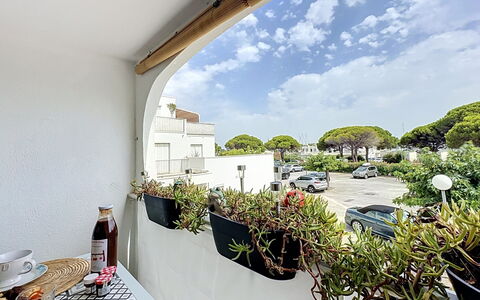 Port Camargue 530: Arbuste, Jardin, Zone Résidentielle, Communauté Des Plantes, Lot Terre, Couverture De Sol, Aménagement Paysager, Arrière-Cour, Cour