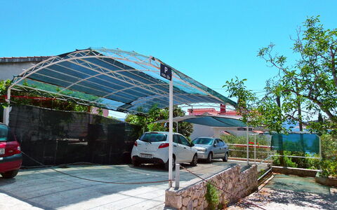 Tija: Transport, Architecture, Bâtiment, Ombre, Arbre, Immobilier, Maison, Véhicule, Toit, Tourisme