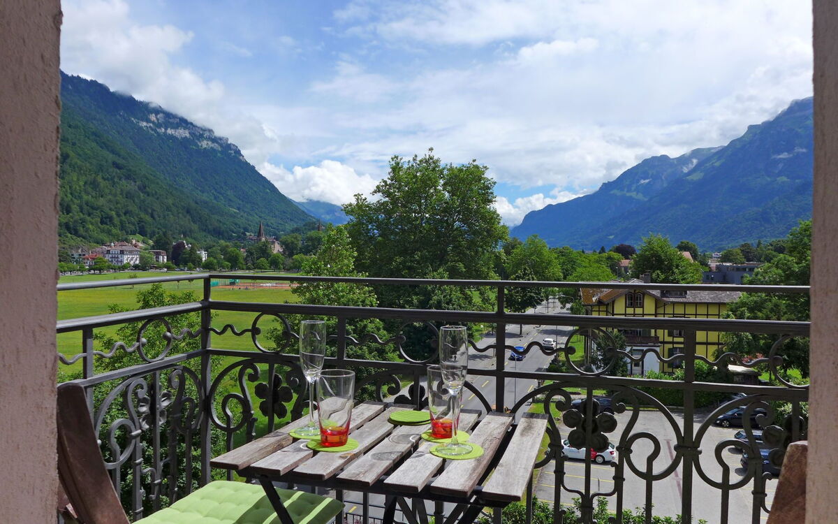 Interlaken 400