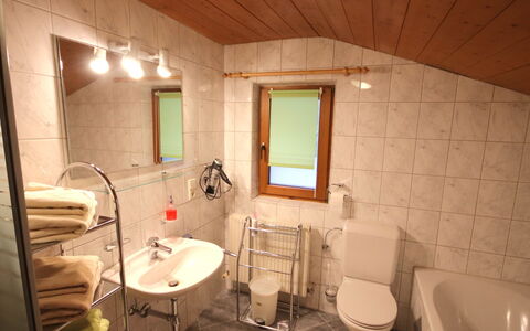Krismer: Luminaire Plomberie, Sol, Sol, Lavabo, Design Intérieur, Évier, Bois, Salle De Bains, Robinet, Plomberie