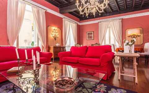 Spanish Steps: Pièce, Design Intérieur, Propriété, Meubles, Salon, Rouge, Rose, Plafond, Suite, Maison