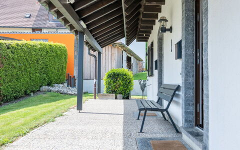 Wichtelmännchen: Plante, Bâtiment, Plante D'Appartement, Pot De Fleur, Ombre, Surface De La Route, Maison, Sol, Immobilier, Porche
