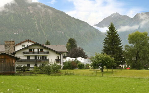 Fellhornstrasse: Nuage, Ciel, Plante, Montagne, Écorégion, Bâtiment, La Nature, Paysage Naturel, Environnement Naturel, Maison
