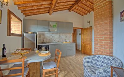 San Donnino 2: Pièce, Propriété, Bâtiment, Meubles, Maison, Design Intérieur, Immobilier, Chalet, Plafond, Faisceau
