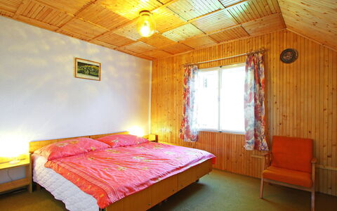 Francesco: Chambre, Lit, Pièce, Meubles, Propriété, Cadre De Lit, Plafond, Bâtiment, Design Intérieur, Drap De Lit