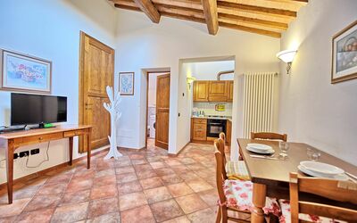 Certaldo 1: Propriété, Pièce, Meubles, Bâtiment, Design Intérieur, Immobilier, Maison, Sol, Plafond, Salon